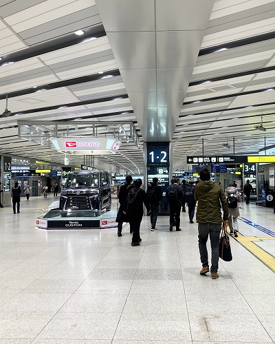 新幹線 新大阪駅から大阪城ホールへの行き方