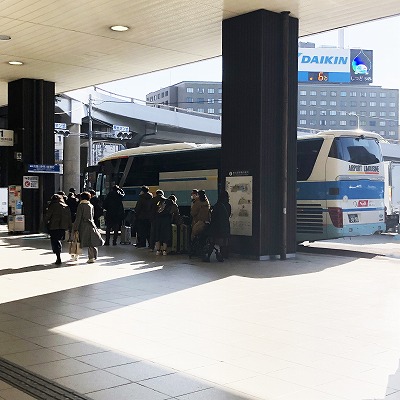 御堂筋線新大阪駅から大阪（伊丹）空港行バス乗り場への行き方